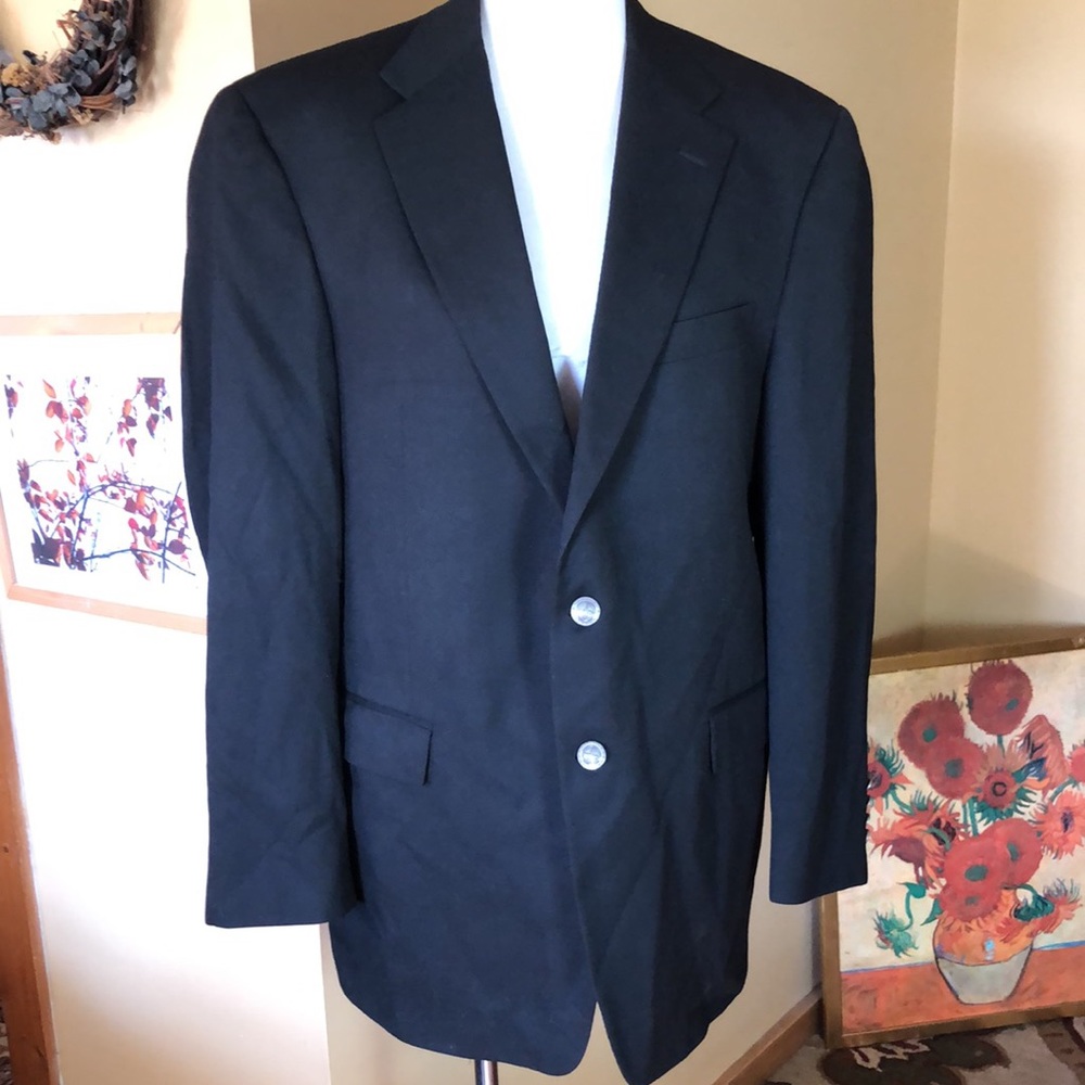 Vtg HICKEY FREEMAN Size 42 REG 
Classic Black 100% Wool Silver Dagger 3D Buttons